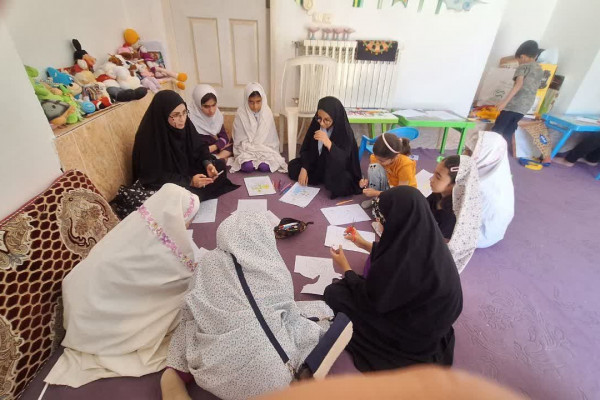 برگزاری ۸ ایستگاه نقاشی به یاد شهدای خدمت در بدره