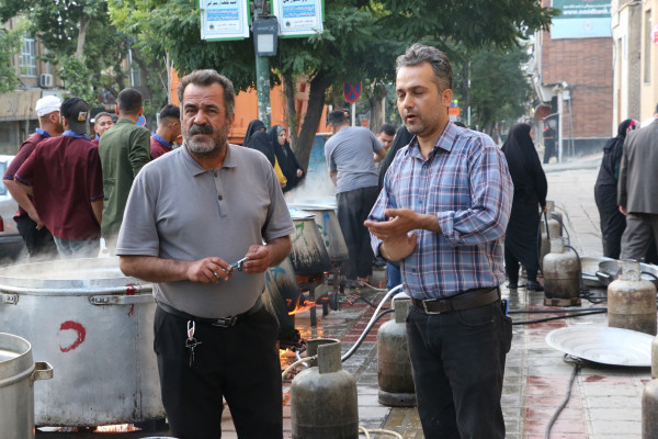 ۱۱۰ دیگ نذری در سنندج؛ تجلی عشق مردمی به امیرالمومنین(ع)