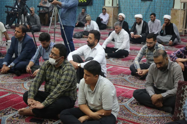 جلسه هفتگی اخلاق در شهرکرد