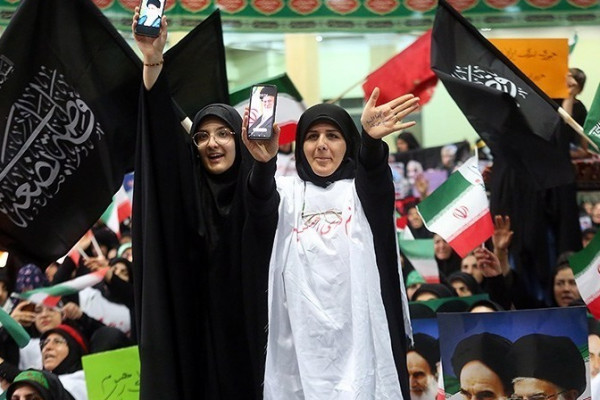 اجتماع بزرگ بانوان زینبی امروز در دیار الوند برگزار شد