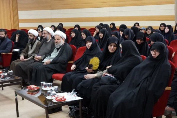 نشست مشترک مجمع بانوان فعال فرهنگی با محوریت هم افزایی در اجرای طرح همت (هسته های مردمی مبارزه ترکیبی)