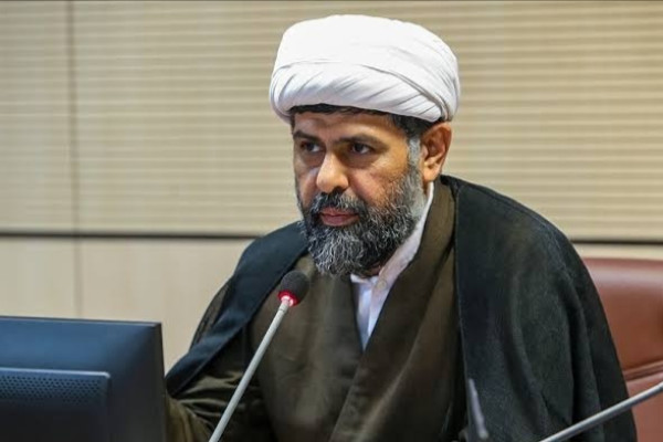 رهبری در منظومه فکری اسلام، فراتر از یک پدیده مدیریتی سیاسی است