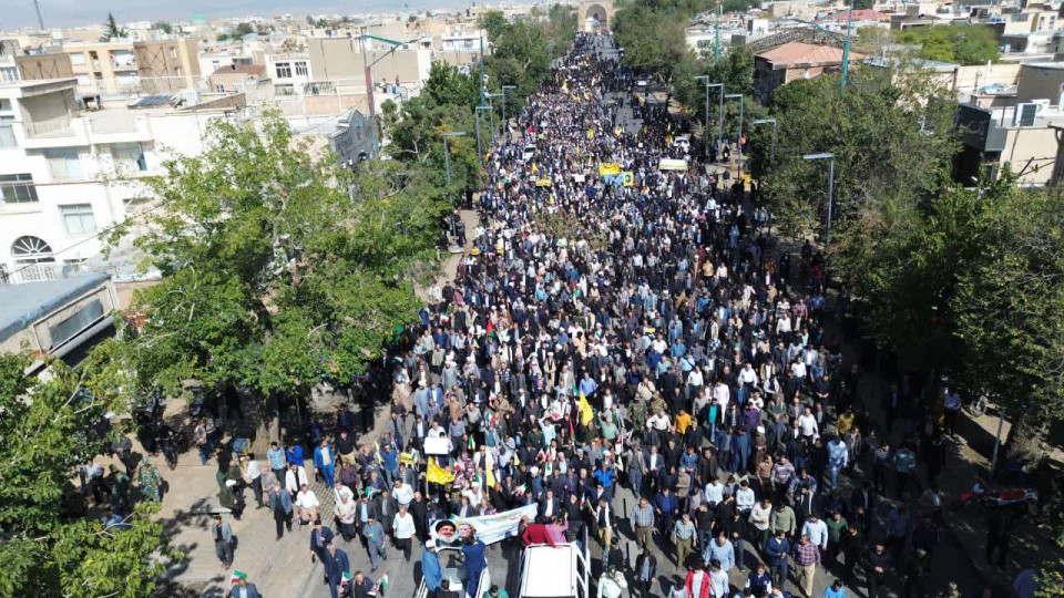 راهپیمایی مردمی در محکومیت ترور شهید سید حسن نصرالله