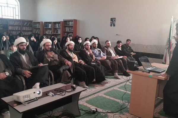 برگزاری سومین جلسه دوره آموزشی تربیت مربی کودک و نوجوان در مهران