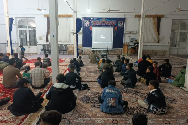 اکران فیلم باغ کیانوش با حضور نوجوانان و جوانان هیئتی در مهران