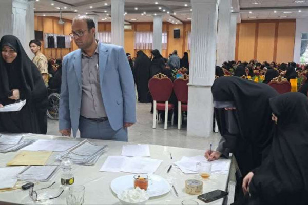 تجلیل از ۲۰۰ معلم و استاد قرآنی در نشست صمیمی بیرجند