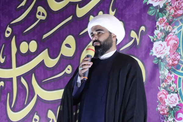 برگزاری جشن خیابانی دهه کرامت در مهران