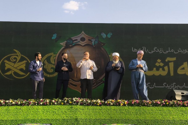 برگزاری محفل قرآنی خادم الرضا (ع) یادبود شهدای خدمت