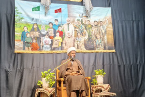 امروز هم در میانه میدان عاشوراییم؛ هیئت‌ها پایگاه جهاد تبیین‌ باشند