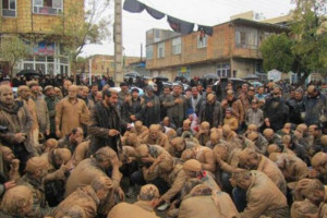 آیین‌های عاشورایی دیرپا و پابرجا در بِن؛ از آقاسلام تا علم‌گردانی